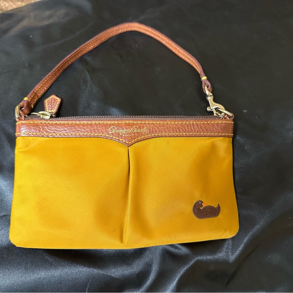 Dooney & Bourke Wristlet/Shoulder Purse, acorn color, nylon & leather, pink